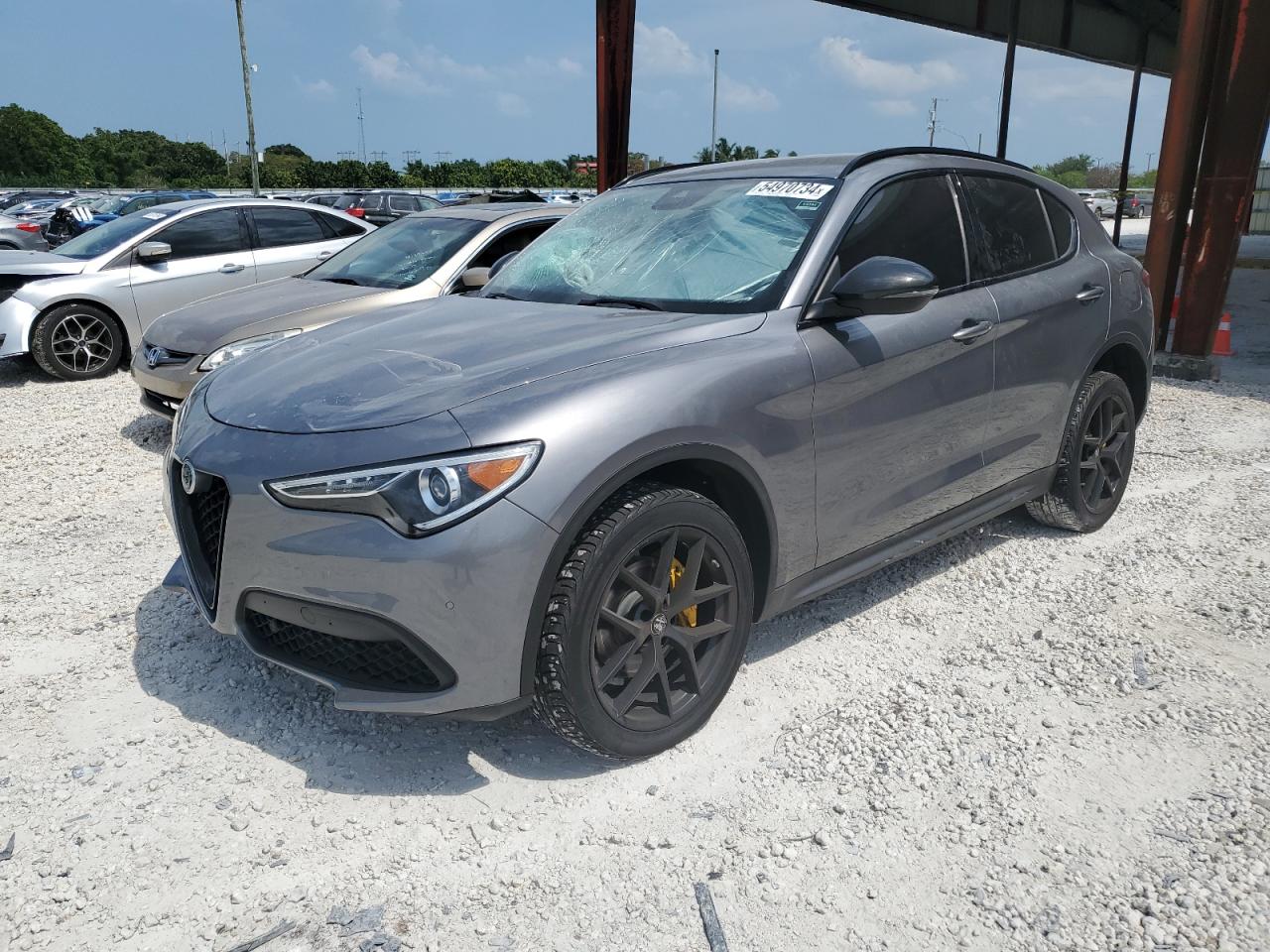 Alfa-romeo Stelvio (2020)