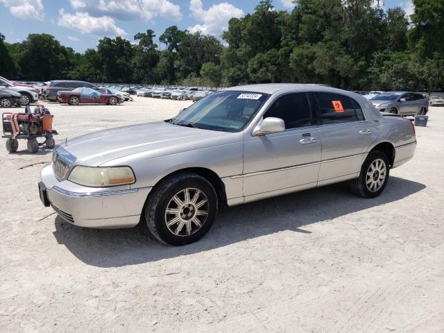 Lincoln Towncar (2007)