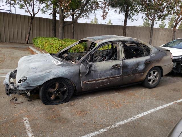 Ford Taurus (2001)