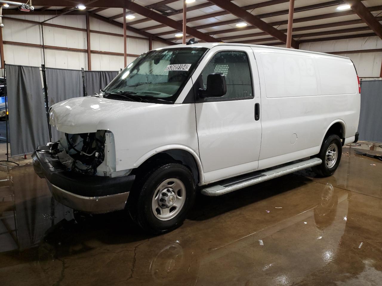 Chevrolet Express (2022)