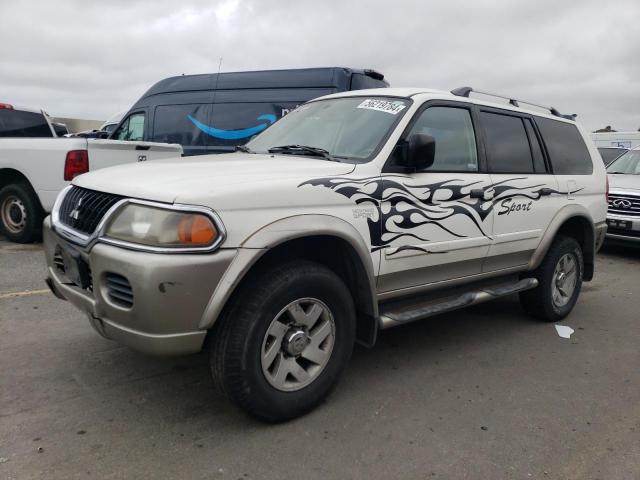 Mitsubishi Montero (2004)