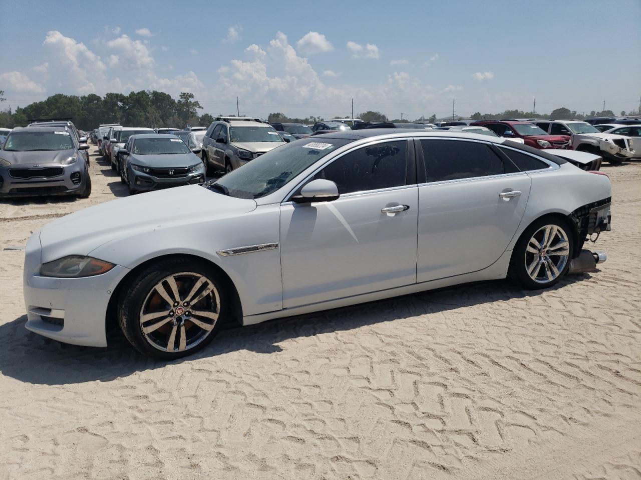 Jaguar Xj (2016)
