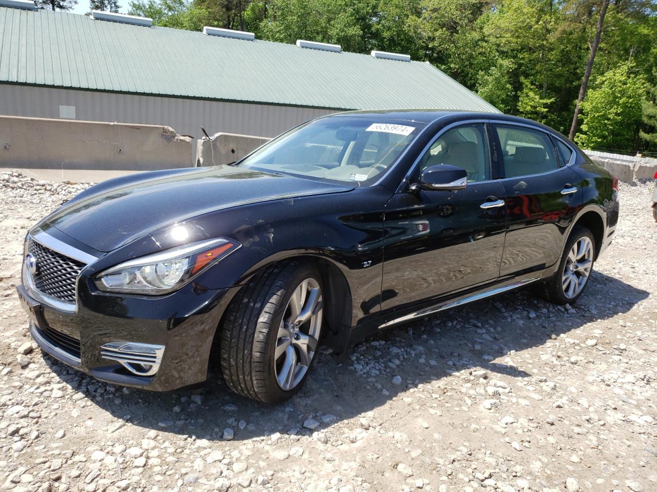 Infiniti Q70 (2017)