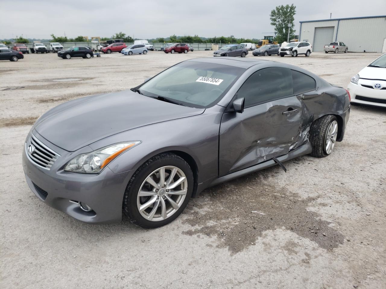 Infiniti G (2011)