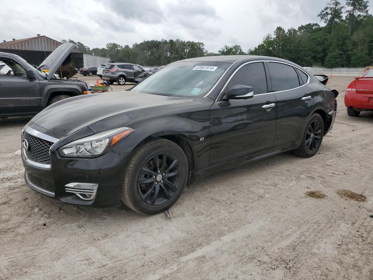 Infiniti Q70 (2018)