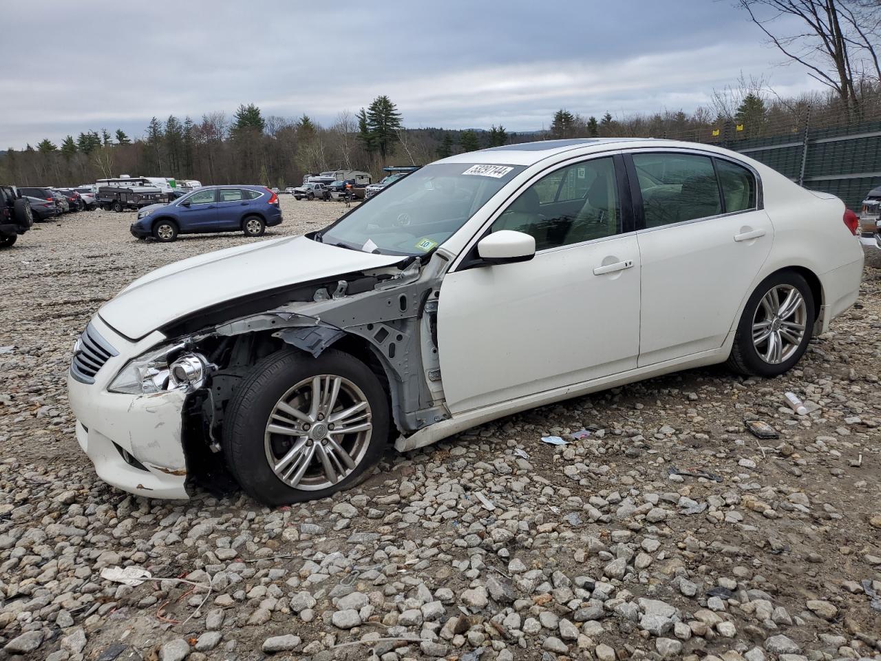 Infiniti G37 (2013)