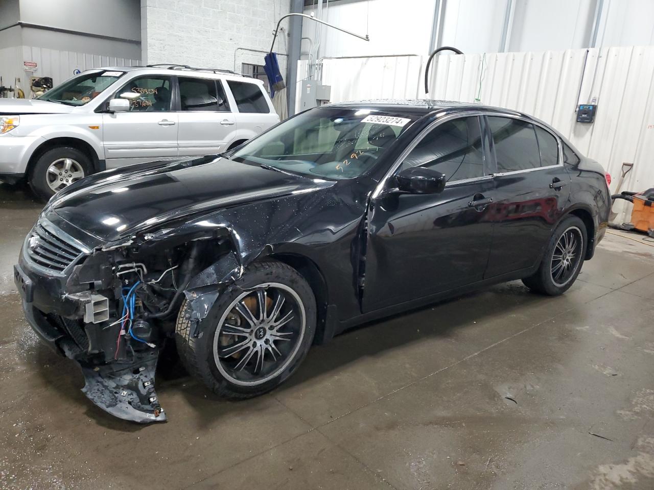 Infiniti G (2013)