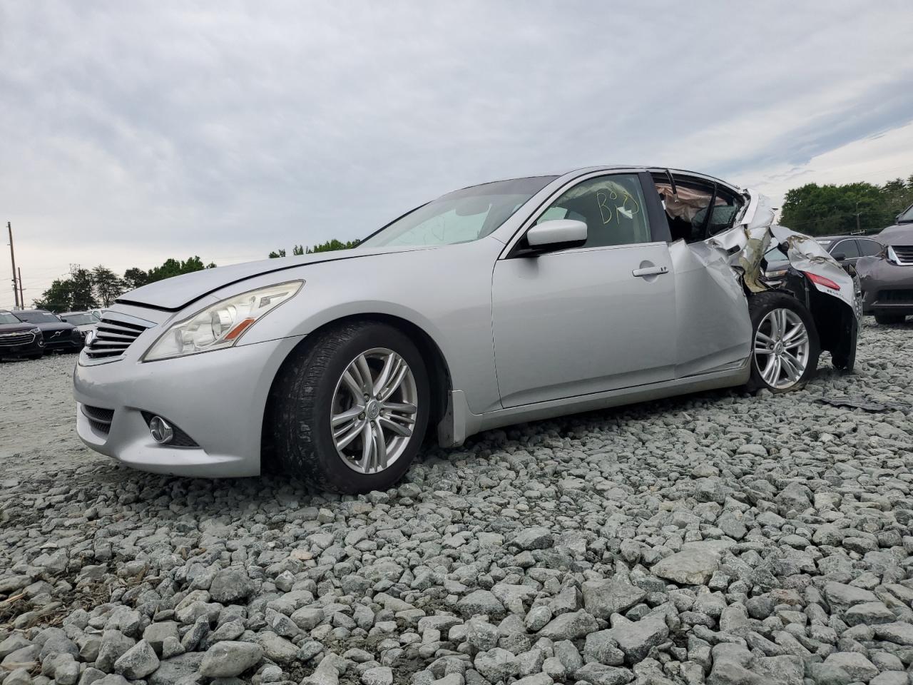 Infiniti G (2013)