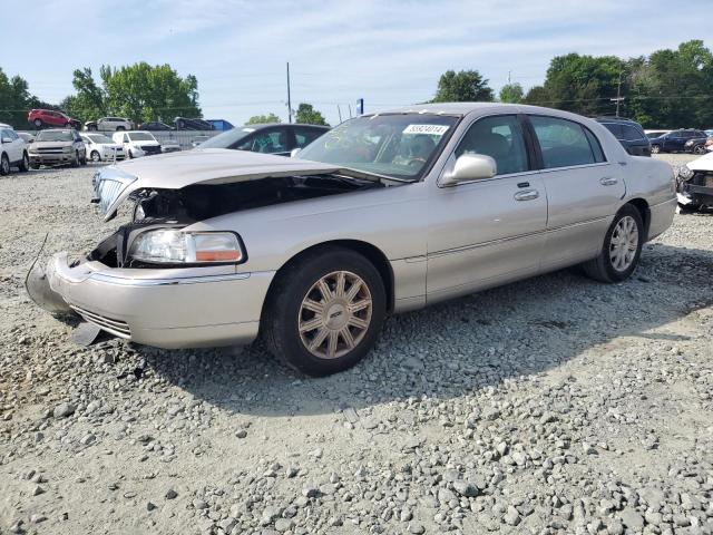 Lincoln Towncar (2010)