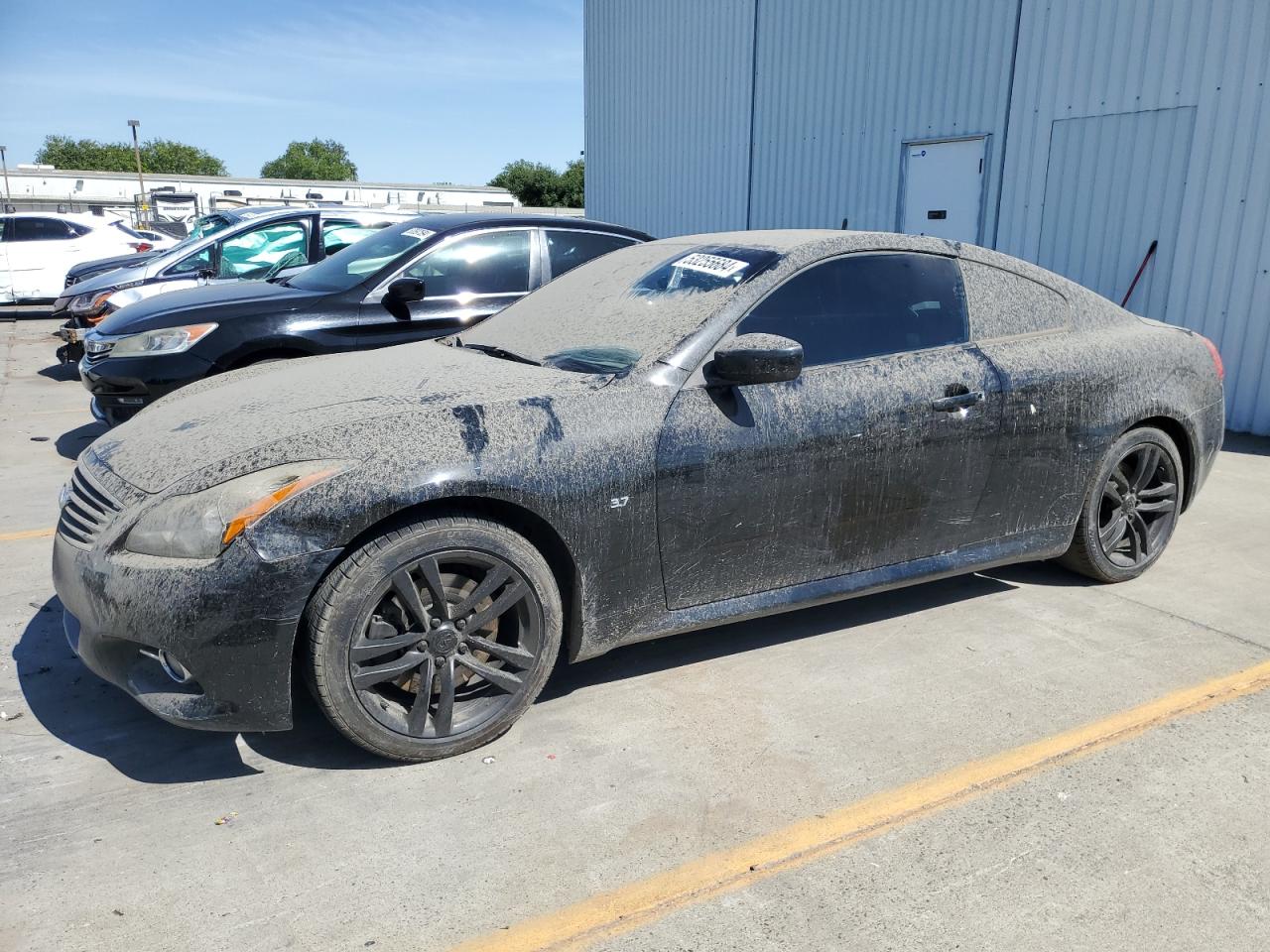 Infiniti Q60 (2014)