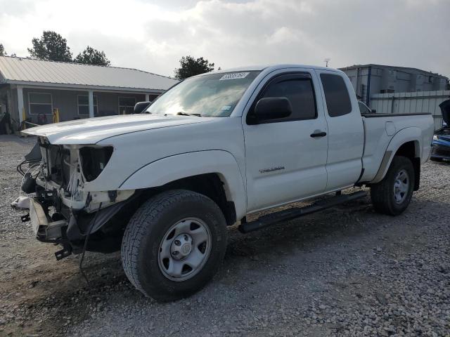 Toyota Tacoma (2013)