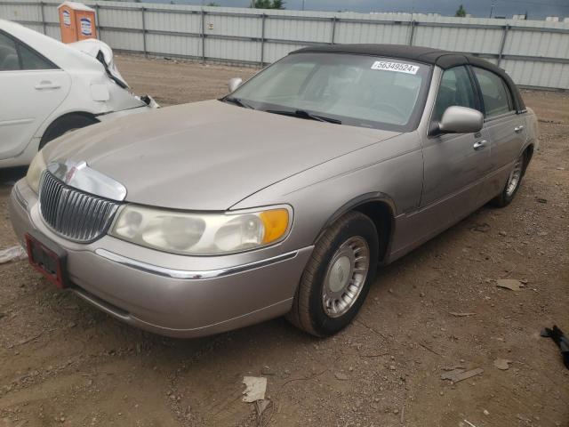 Lincoln Towncar (2001)