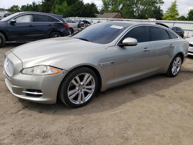 Jaguar Xj (2013)