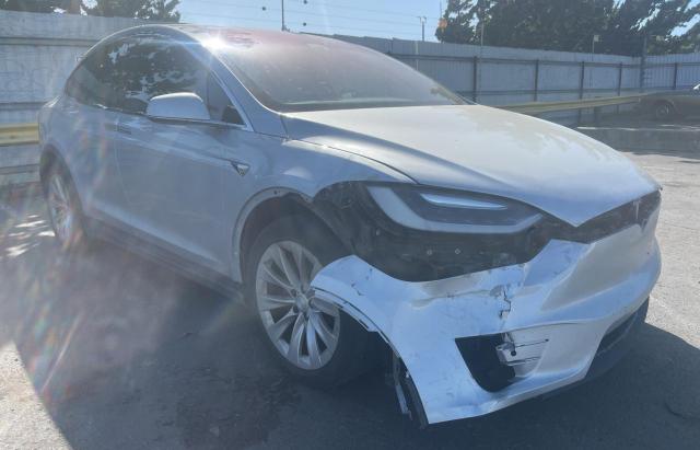 Tesla Model x (2017)