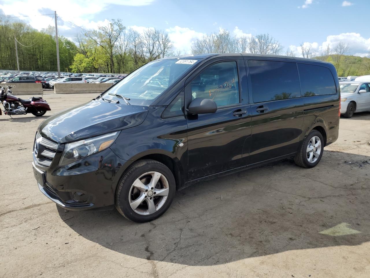 Mercedes-benz Metris (2019)