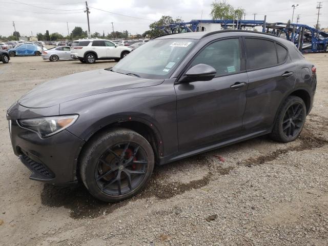 Alfa-romeo Stelvio (2018)