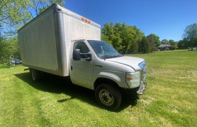 Ford Econoline (2013)