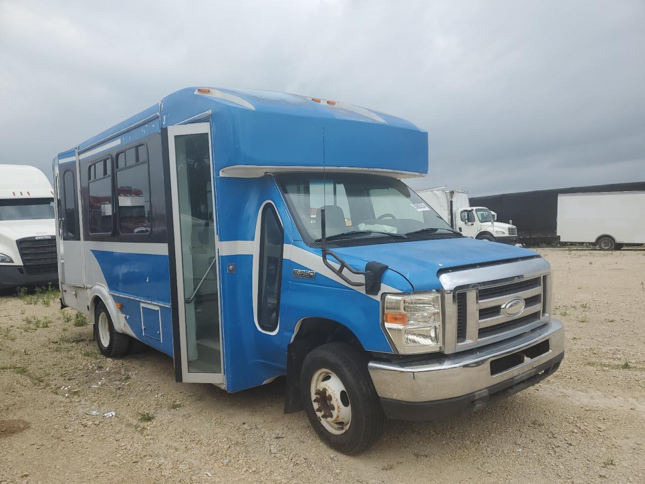 Ford Econoline (2014)