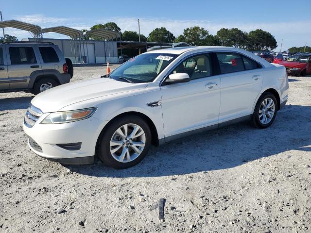 Ford Taurus (2010)