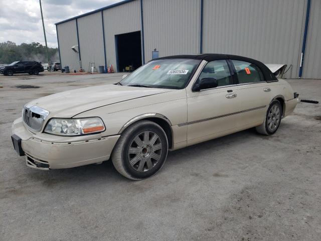 Lincoln Towncar (2003)