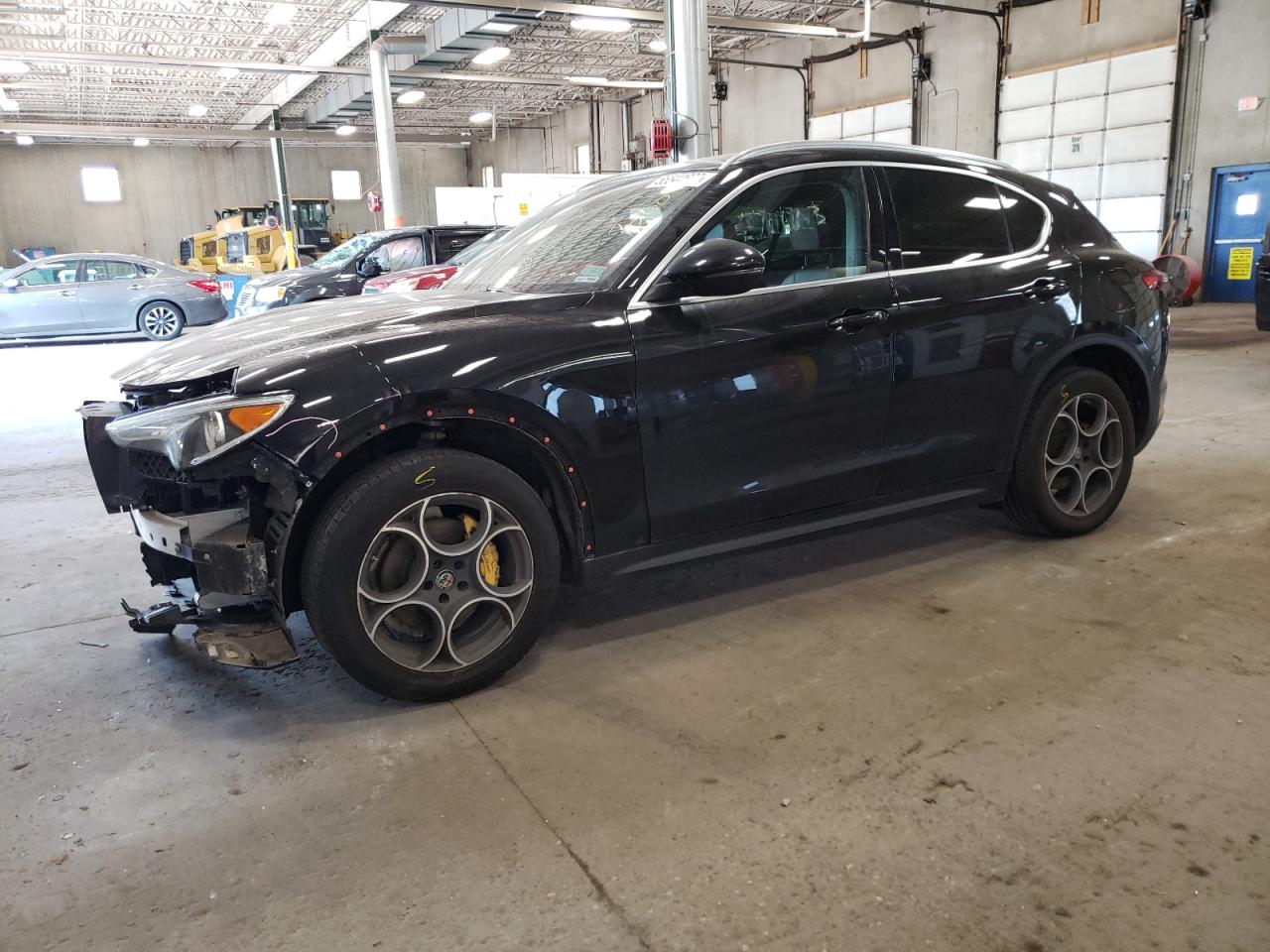 Alfa-romeo Stelvio (2018)