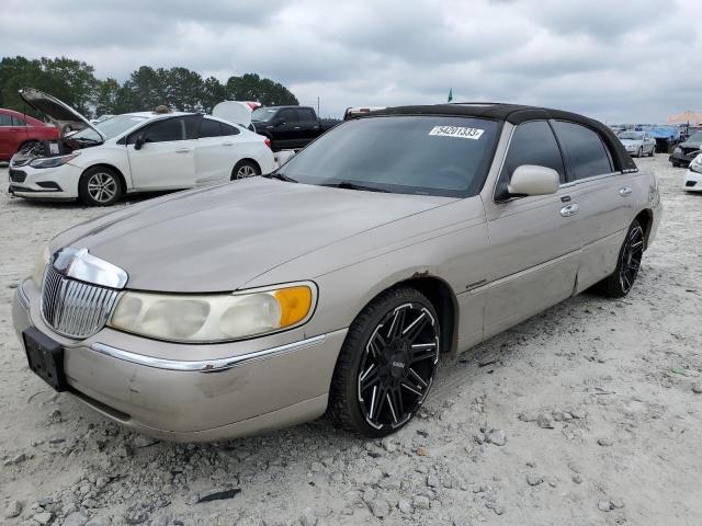 Lincoln Towncar (2001)