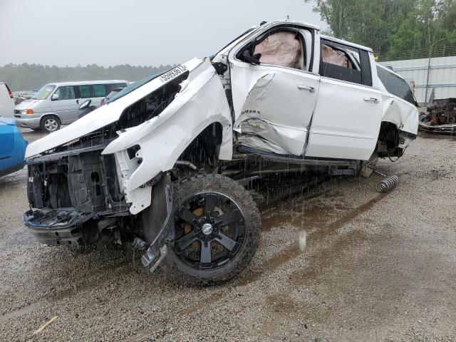 Chevrolet Suburban (2015)