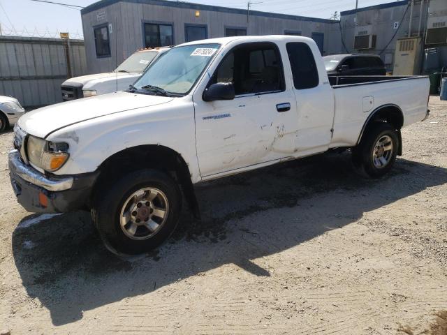 Toyota Tacoma (2000)