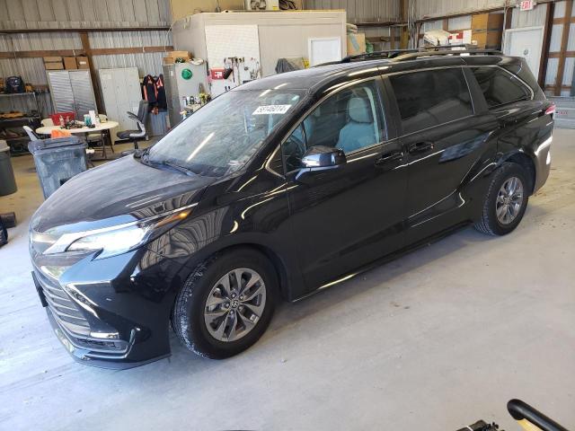 Toyota Sienna (2023)