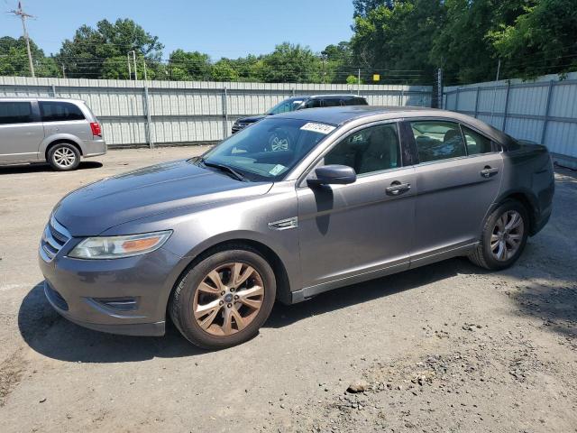 Ford Taurus (2012)