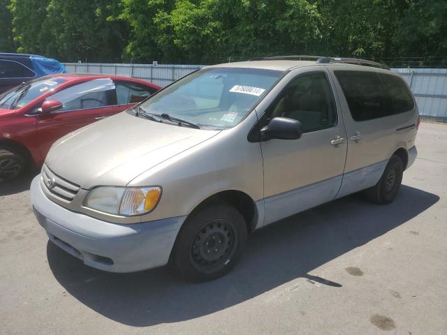 Toyota Sienna (2003)