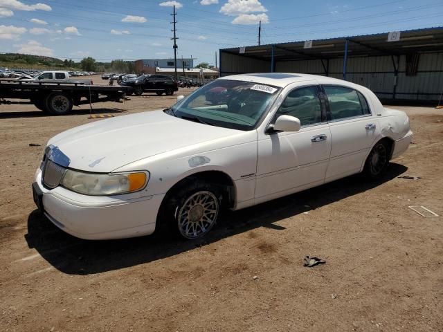 Lincoln Towncar (1998)