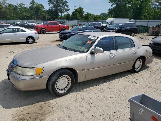 Lincoln Towncar (2000)