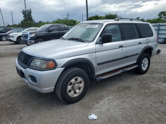 Mitsubishi Montero (2003)