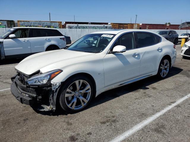 Infiniti Q70 (2018)