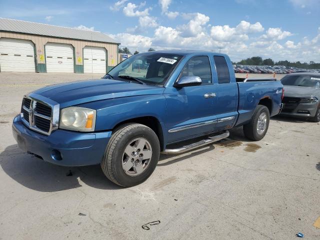 Dodge Dakota (2005)