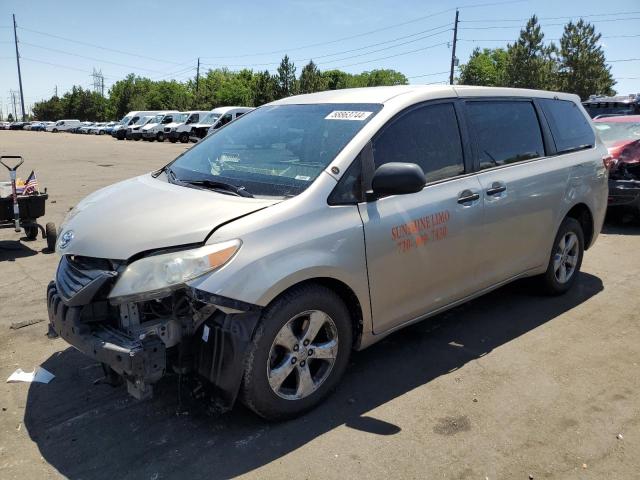 Toyota Sienna (2016)