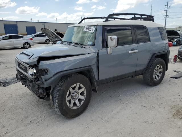 Toyota Fj cruiser (2014)