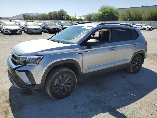 Volkswagen Taos s (2022)