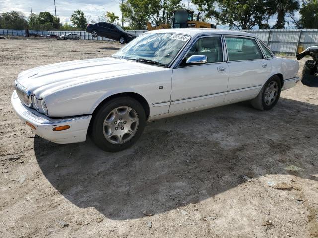 Jaguar Xj (2002)