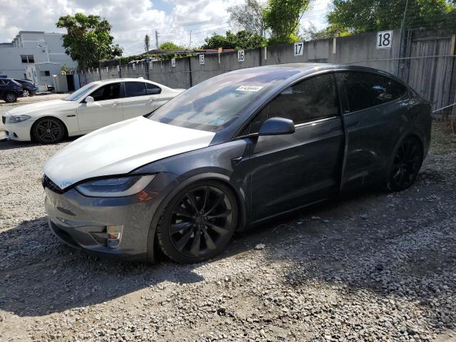 Tesla Model x (2018)