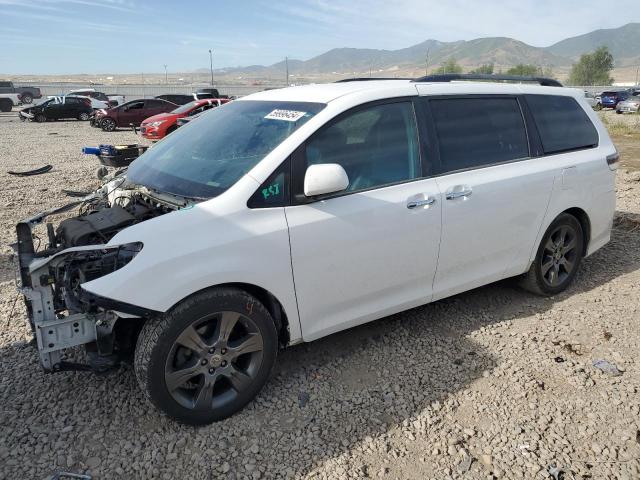 Toyota Sienna (2015)
