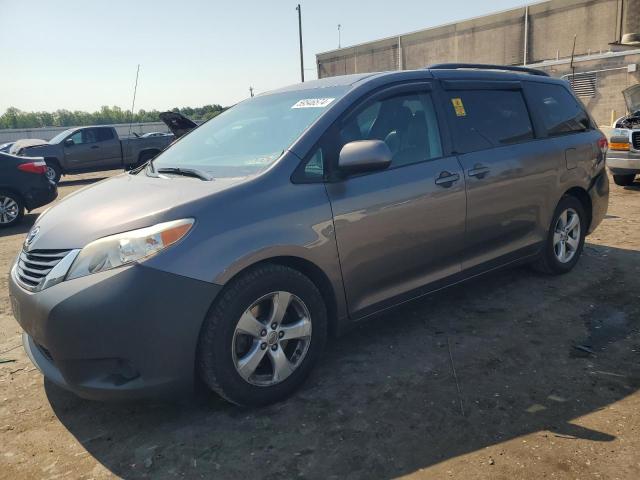 Toyota Sienna (2014)