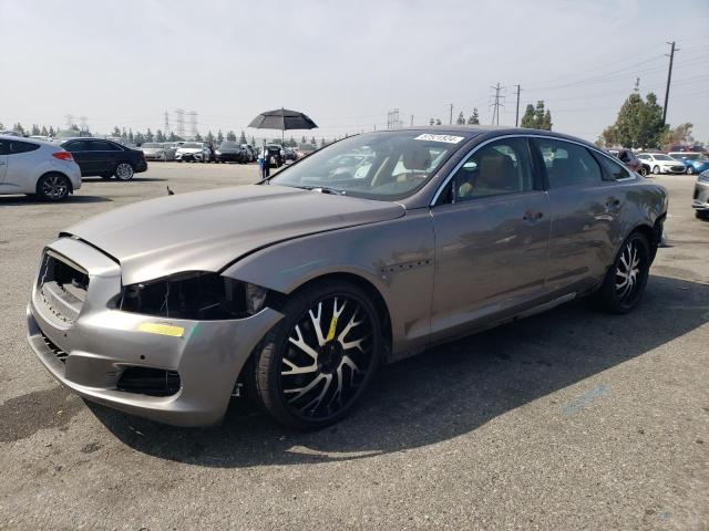 Jaguar Xj (2011)