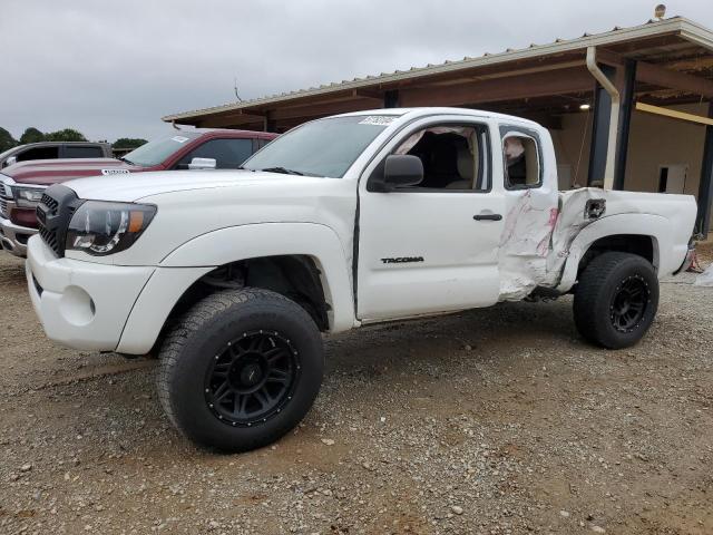 Toyota Tacoma (2011)