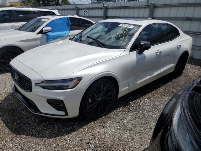 Volvo S60 plus (2024)