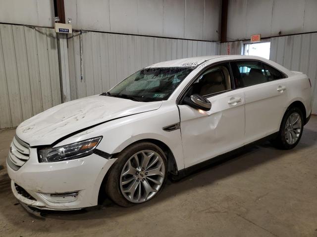 Ford Taurus (2016)
