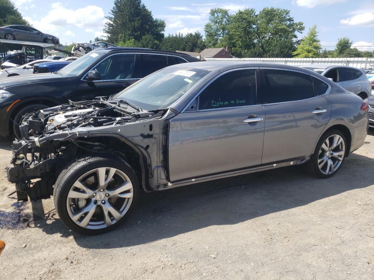 Infiniti Q70 (2019)
