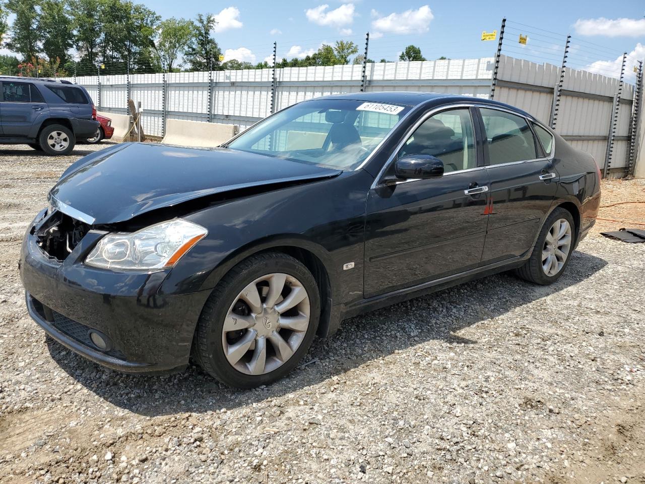 Infiniti M (2007)