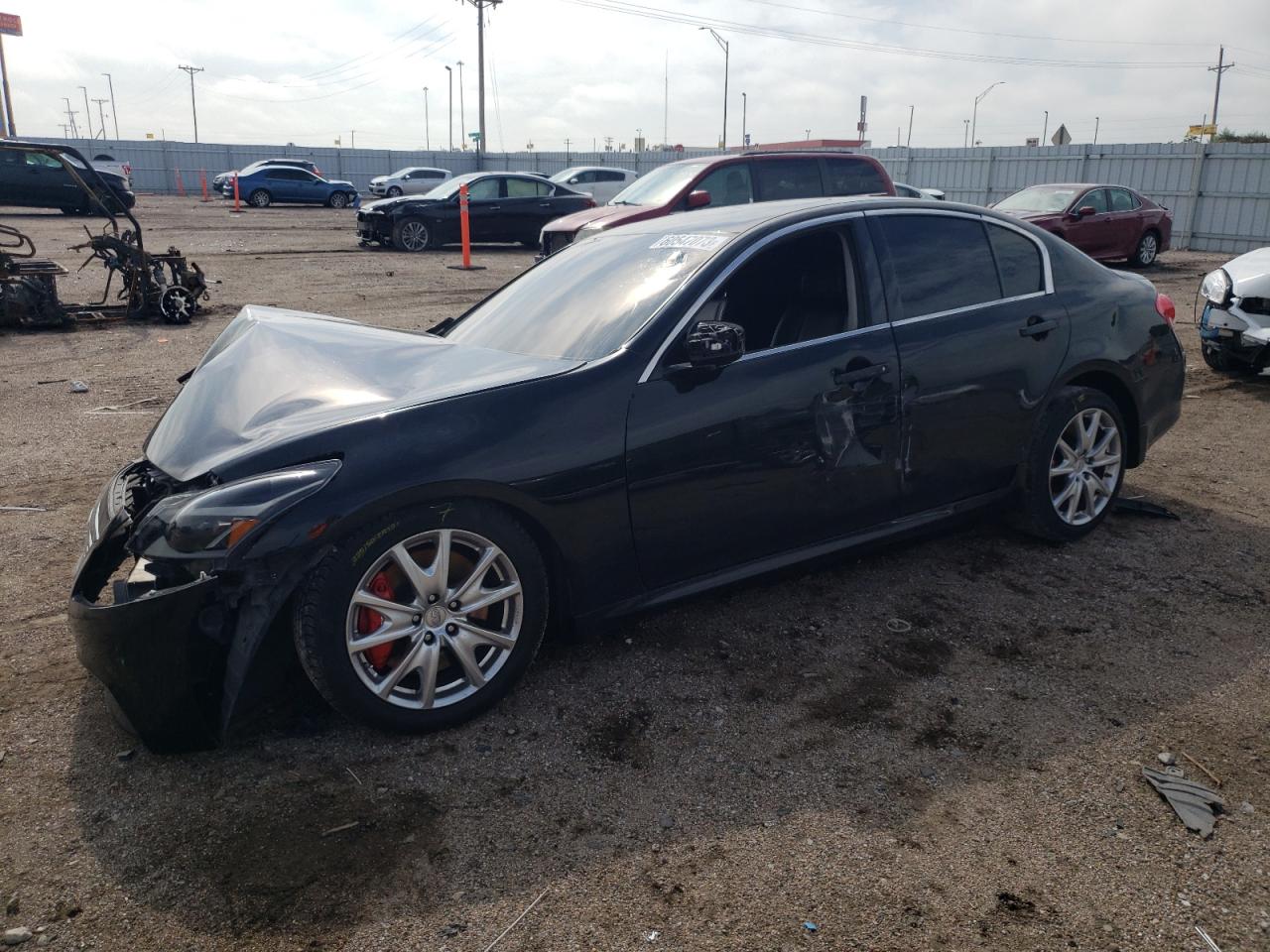 Infiniti G37 base (2013)